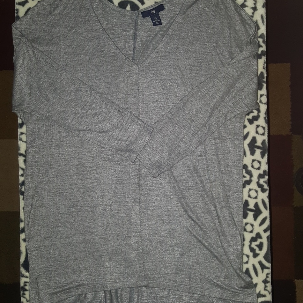 Gray Gap 3/4 length sleeve
